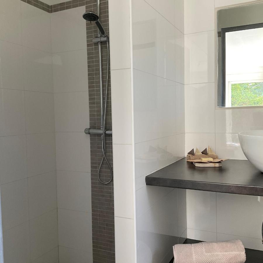 Oustaou Apartment Обан Екстериор снимка